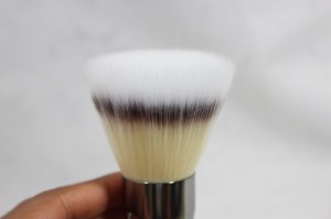 IT Cosmetics Dual-Airbrush Multi-Powder Brush