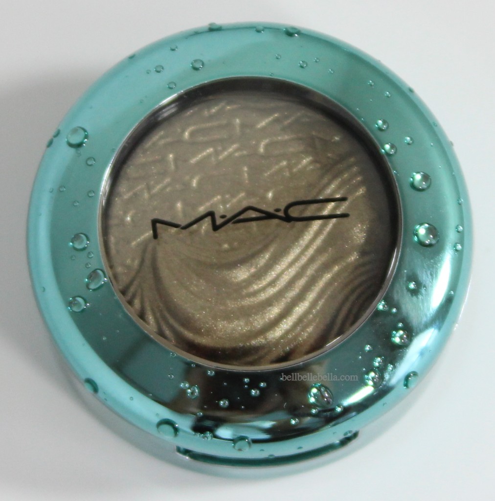 MAC Cosmetics Alluring Aquatic Sea Worship Extra Dimension Eyeshadow